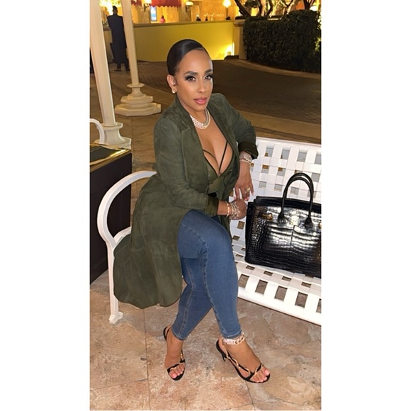 Meet your Posher, Melissia - Picture 4 of 7